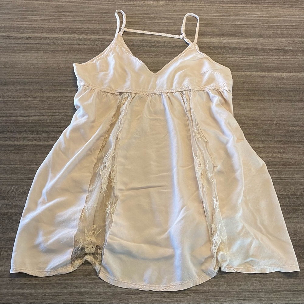 light pink tank top
